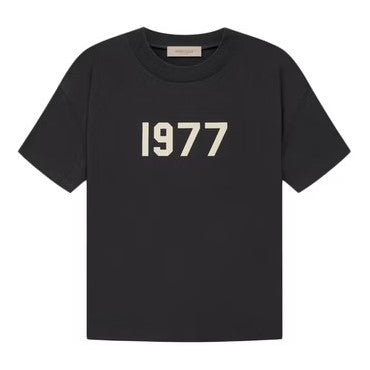 FOG Essentials 1977 Tee SS22 - Iron | In stock