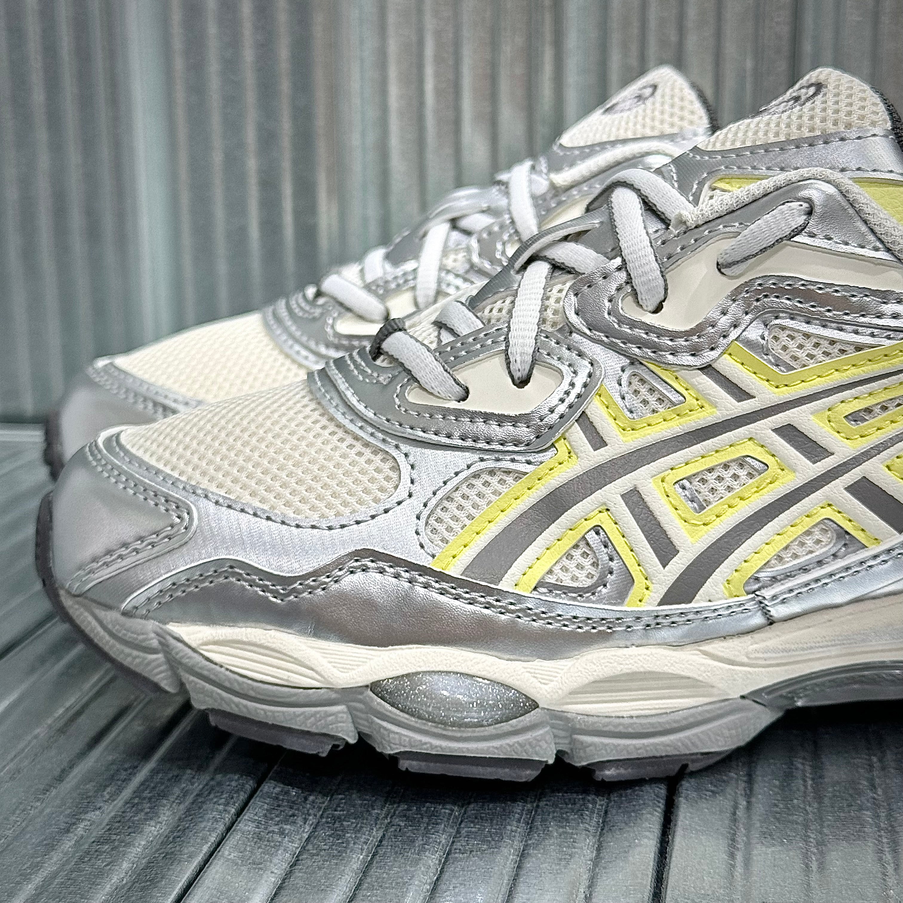 現貨/預訂 Emmi x Asics Gel-NYC White & Huddle Yellow